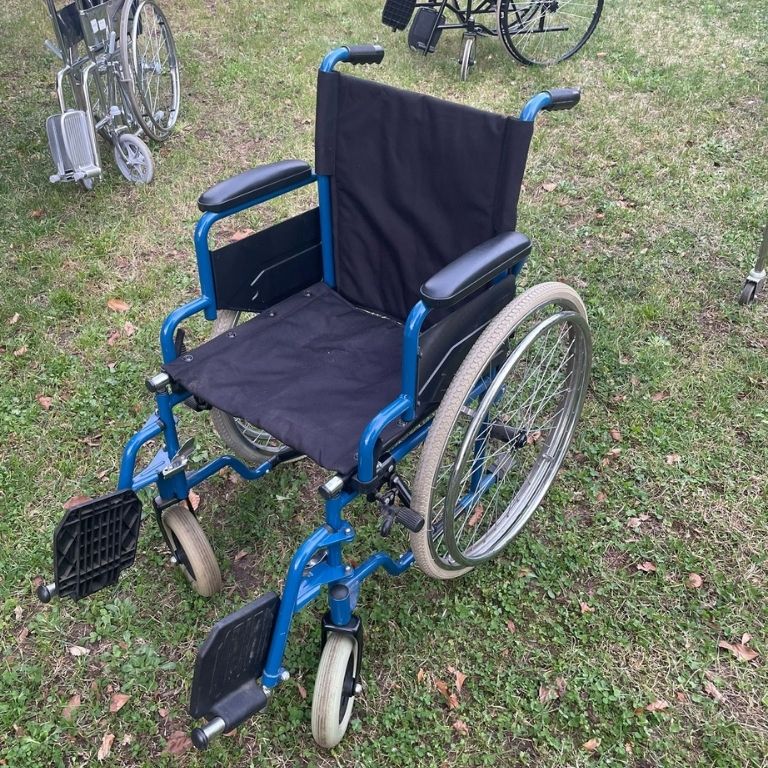 Carrozzina Pieghevole Oxford 43 cm Usata Revisionata – Ottimo Stato