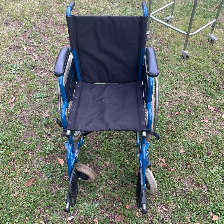 Carrozzina Pieghevole Oxford 43 cm Usata Revisionata – Ottimo Stato