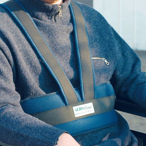 Pettorale Posturale con Cintura Addominale e Bretelle Imbottite – Chiusura ad Occhiello Cod. 620OCC